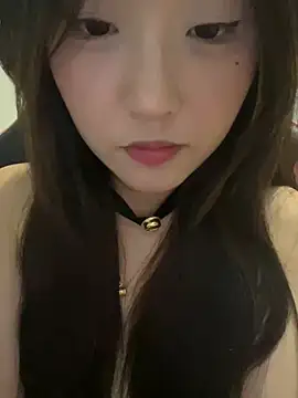 美女kkkiii889在线直播
