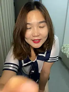 美女fanyiyi23在线直播