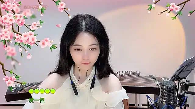 美女Tian-xin-999在线直播