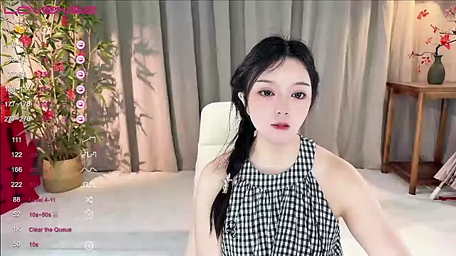 美女GeGe_Highness在线直播