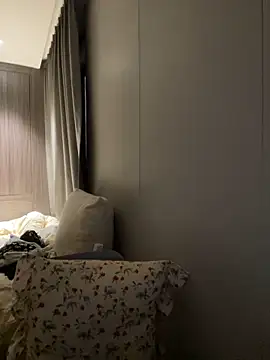 美女haiyan125216在线直播