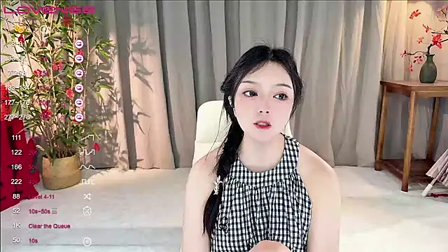 美女GeGe_Highness在线直播