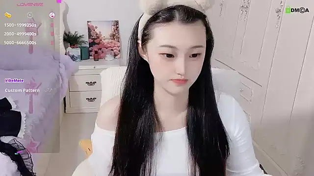 美女TW_doll在线直播