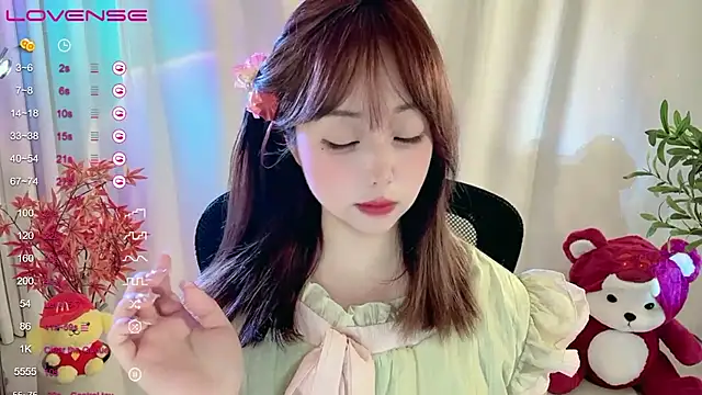 美女Echo-21在线直播