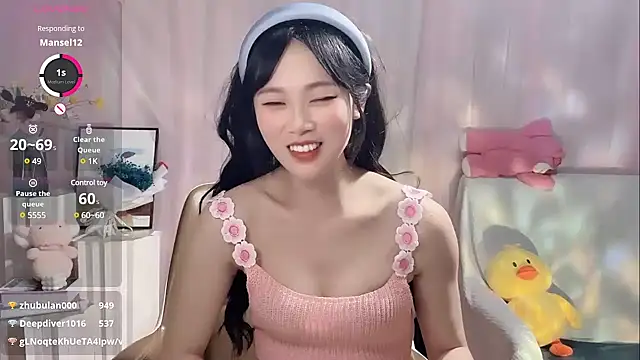 美女LaoSHI-999在线直播