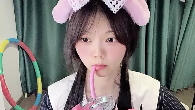 美女sissieoz在线直播