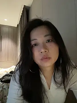 美女haiyan125216在线直播