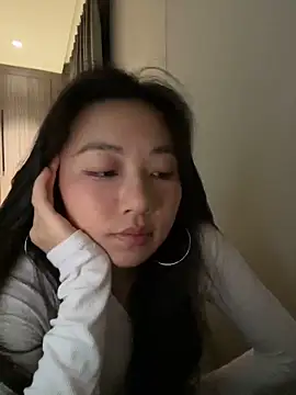 美女haiyan125216在线直播