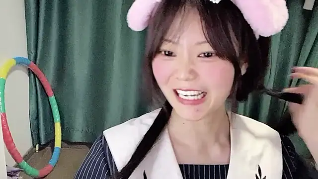 美女sissieoz在线直播