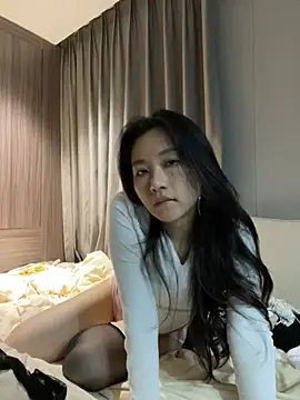 美女haiyan125216在线直播