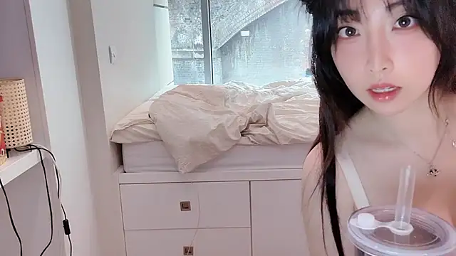 美女XIAOYANG04在线直播
