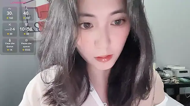 美女xiaokeai-baby在线直播
