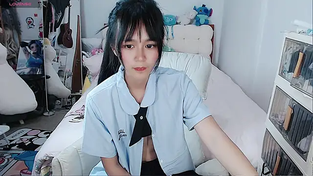 美女kitten_229在线直播