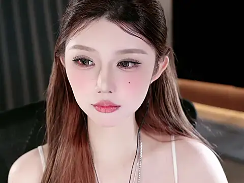 美女KAKA0118在线直播