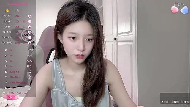 美女YaYa-521在线直播