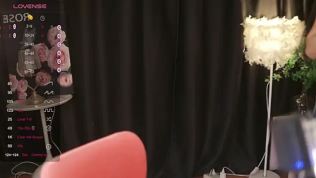 美女nannan521131在线直播