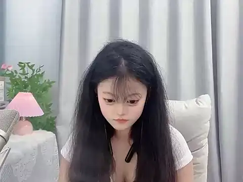 美女Xoeegirl-218在线直播