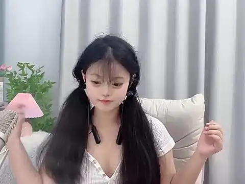 美女Xoeegirl-218在线直播