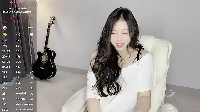 美女yukiyyuu44在线直播