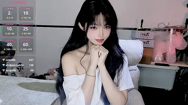 美女XueNi-888在线直播