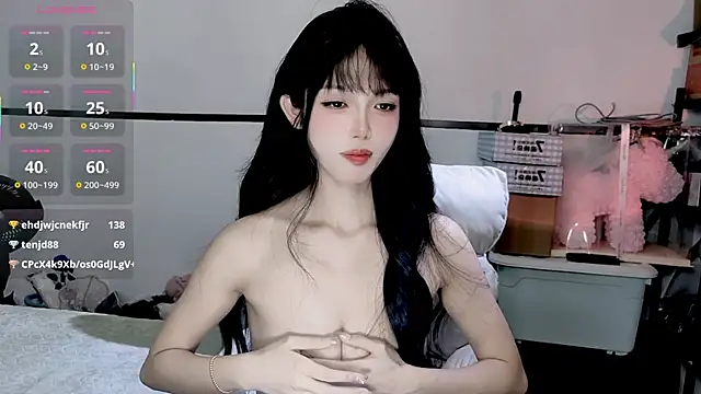 美女XueNi-888在线直播