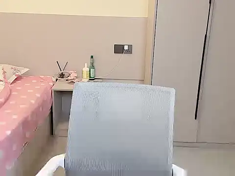 美女xiaotanbaby在线直播