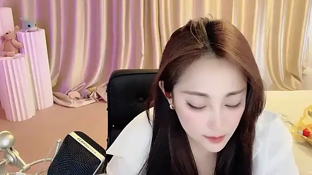 美女Daisy-77在线直播