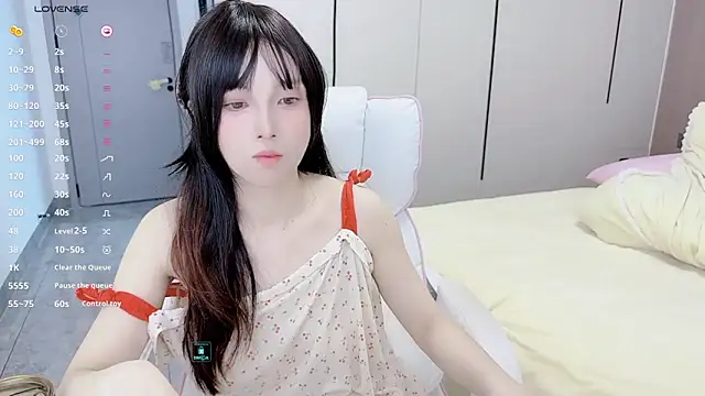 美女LinaBell-在线直播