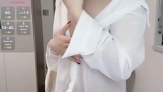 美女xiaoyuiiii在线直播
