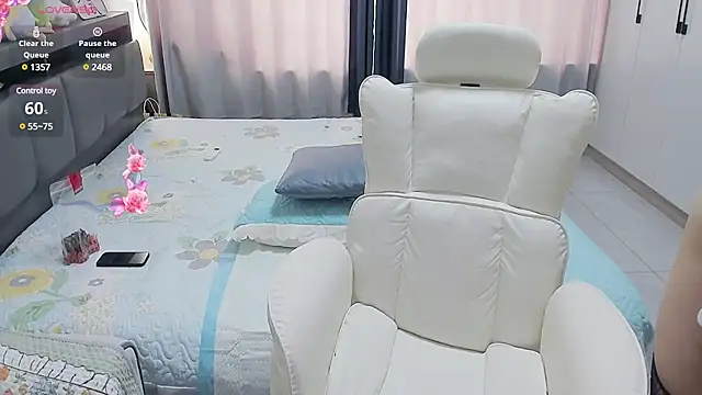 美女wanbao-a在线直播