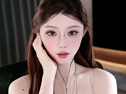 美女KAKA0118在线直播