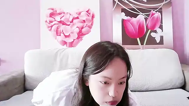 美女baizela520在线直播