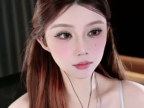 美女KAKA0118在线直播