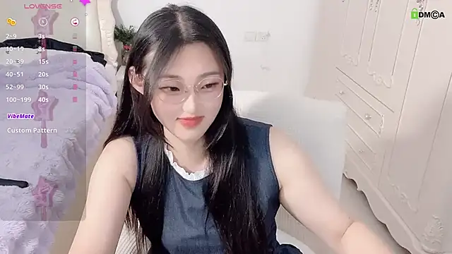 美女TW_doll在线直播