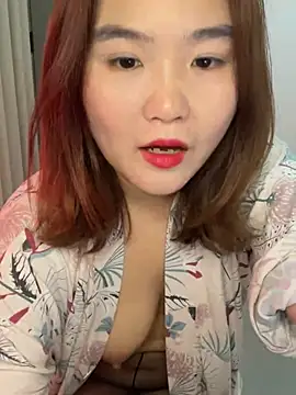 美女fanyiyi23在线直播