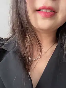 美女SSSniang-在线直播
