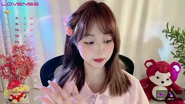 美女Echo-21在线直播