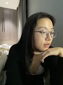 美女haiyan125216在线直播