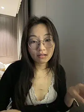 美女haiyan125216在线直播