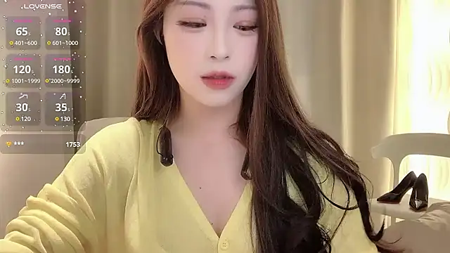 美女Mckenna-122在线直播