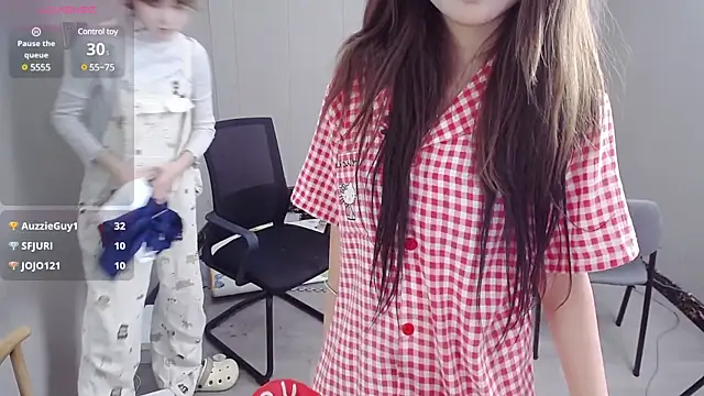 美女Babygirls523在线直播