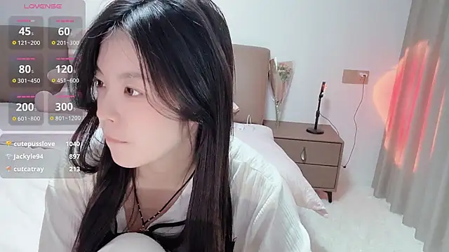 美女_Li--Li_在线直播