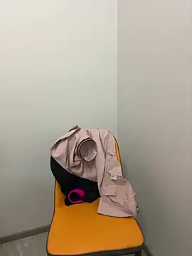 美女baxi1100在线直播