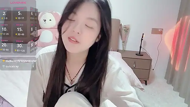 美女_Li--Li_在线直播