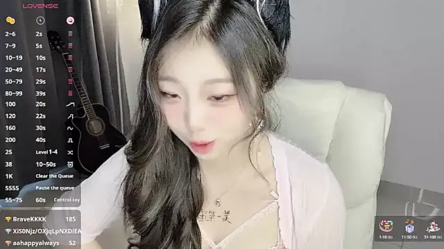 美女yukiyyuu44在线直播