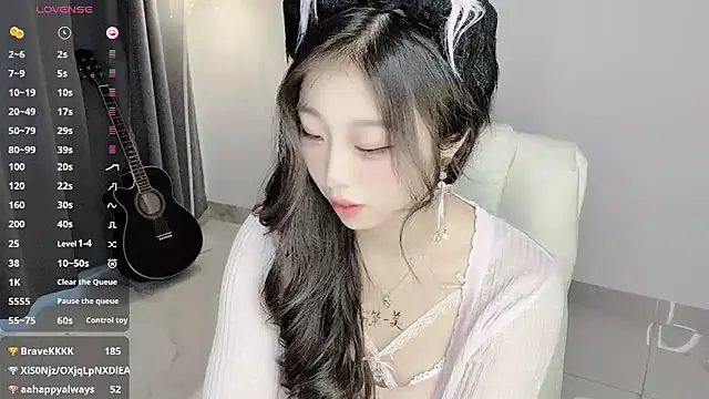 美女yukiyyuu44在线直播