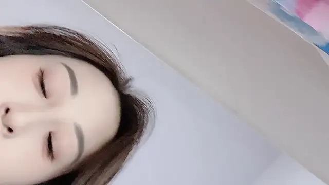 美女mo-mo-999在线直播