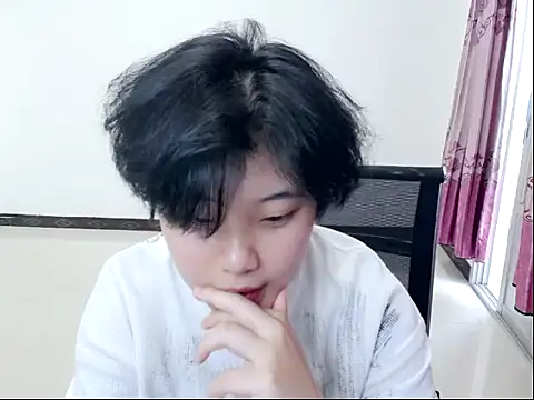 美女Kuoxxsr在线直播