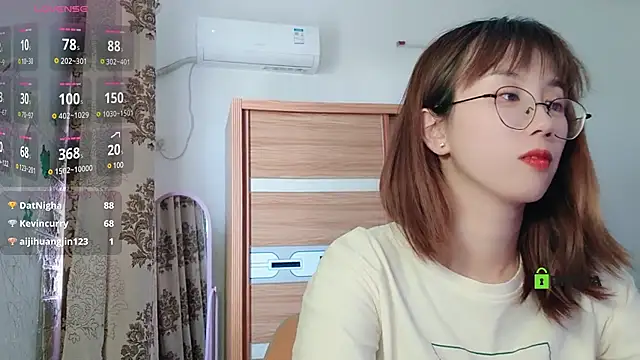 美女Lili_666在线直播