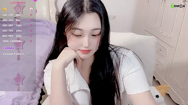 美女TW_doll在线直播